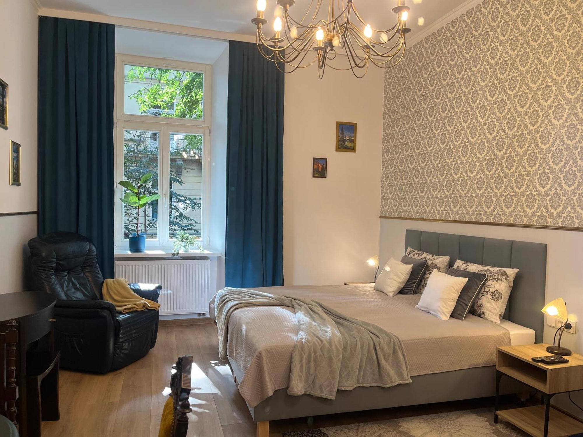 Three-Bedroom Apartment Suite